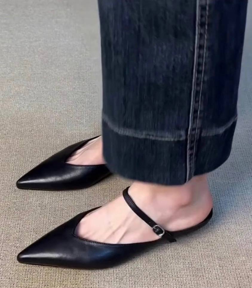 Leah | Pointed Toe Strap Mule Flats