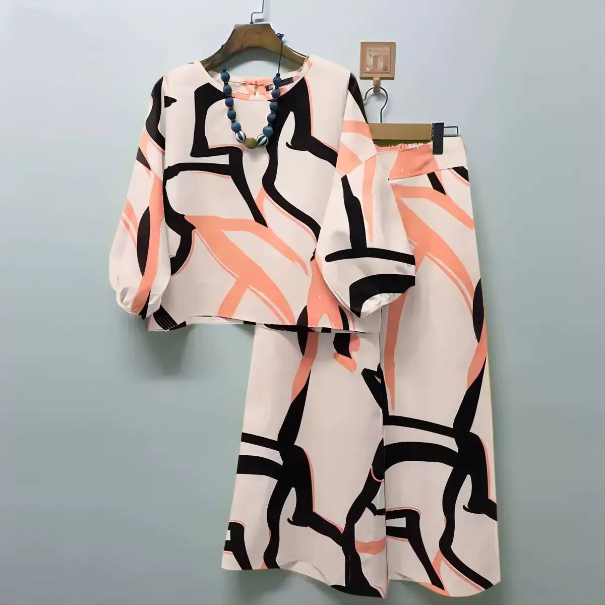 Anika | Printed Two-Piece Set